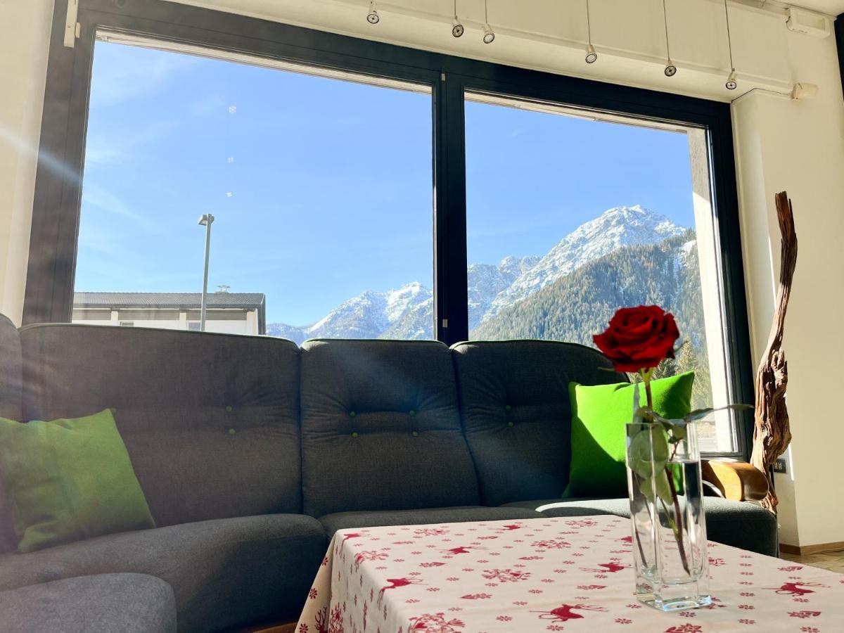 Guesthouse Rosengarten Dobbiaco Eksteriør billede