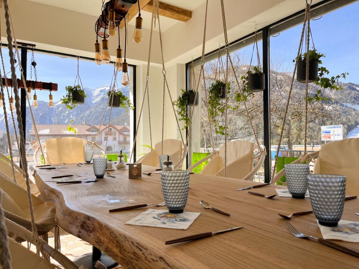 Guesthouse Rosengarten Dobbiaco Eksteriør billede